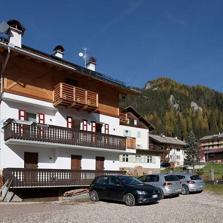 Appartamenti Cesa Soreie By Ama Val Di Fassa Canazei Zewnętrze zdjęcie